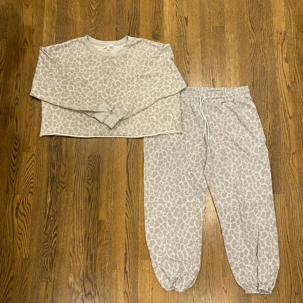 Colsie Sweatsuit Set - Picture 1 of 2